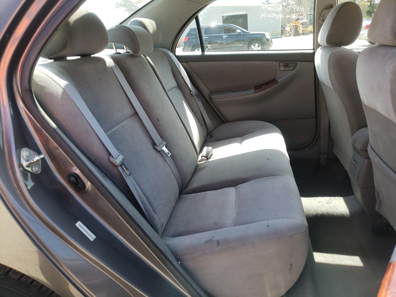 Photo 6 from auction – 2005 TOYOTA COROLLA CE with VIN 1NXBR32E95Z458964