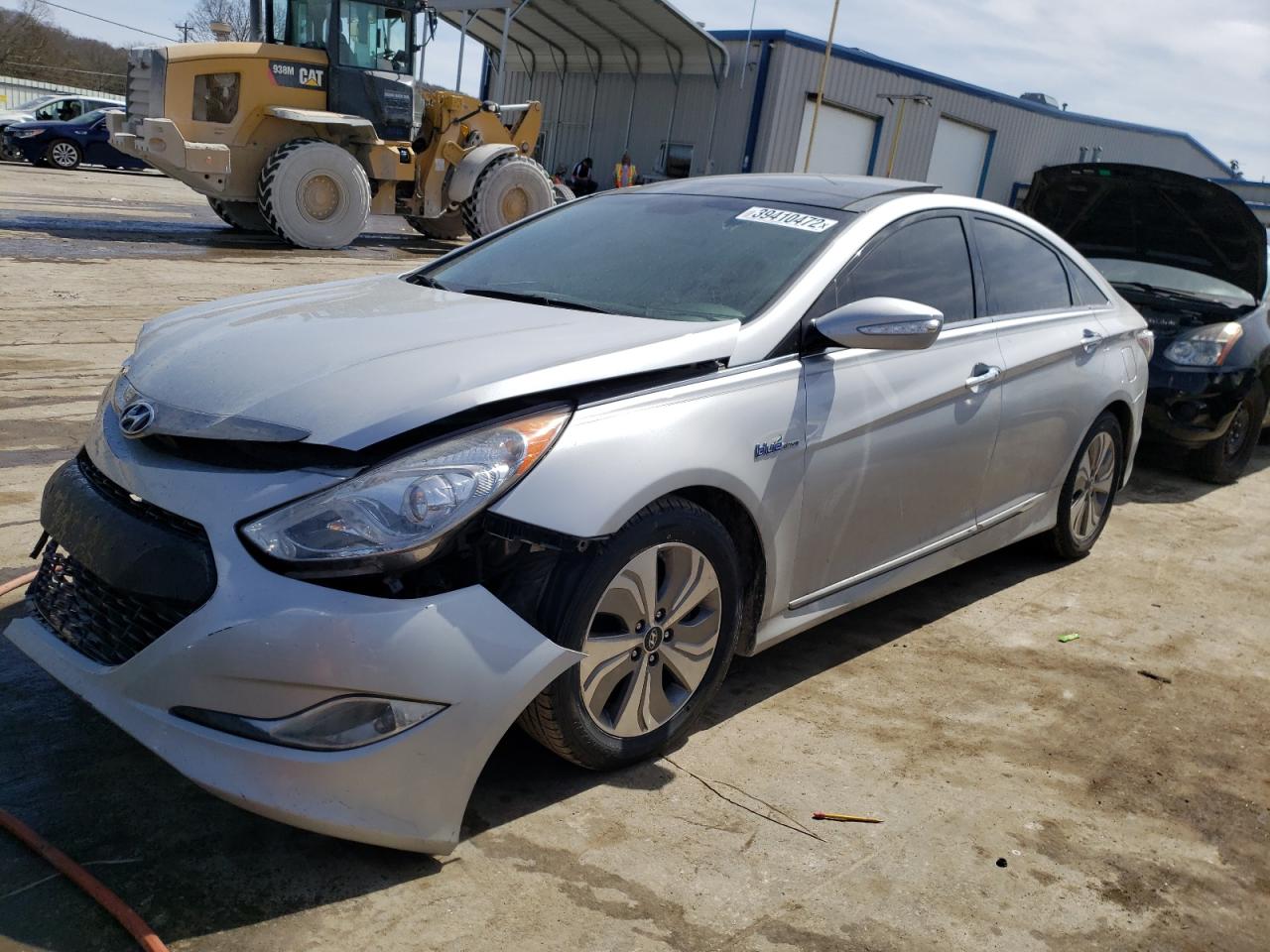 Photo 2 from auction – 2015 HYUNDAI SONATA HYB with VIN KMHEC4A42FA119317