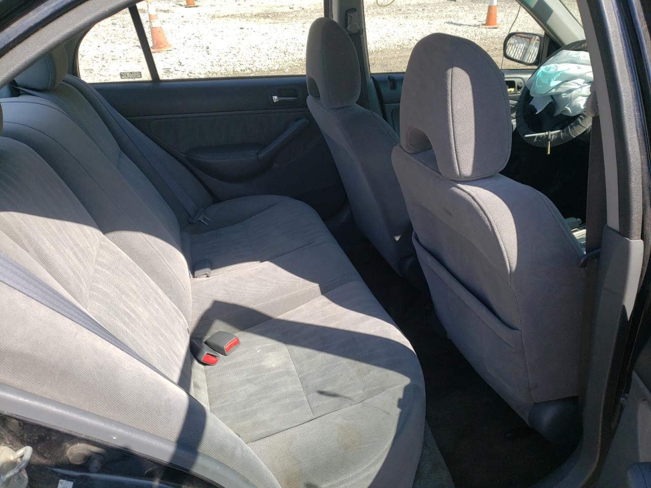 Photo 6 from auction – 2004 HONDA CIVIC LX with VIN 2HGES16574H630805