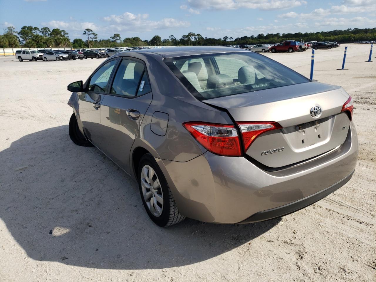 Photo 3 from auction – 2014 TOYOTA COROLLA L with VIN 2T1BURHEXEC173913