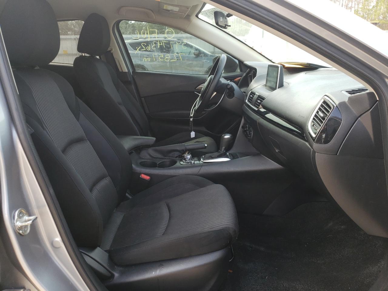 Photo 5 from auction – 2016 MAZDA 3 SPORT with VIN JM1BM1U7XG1328170