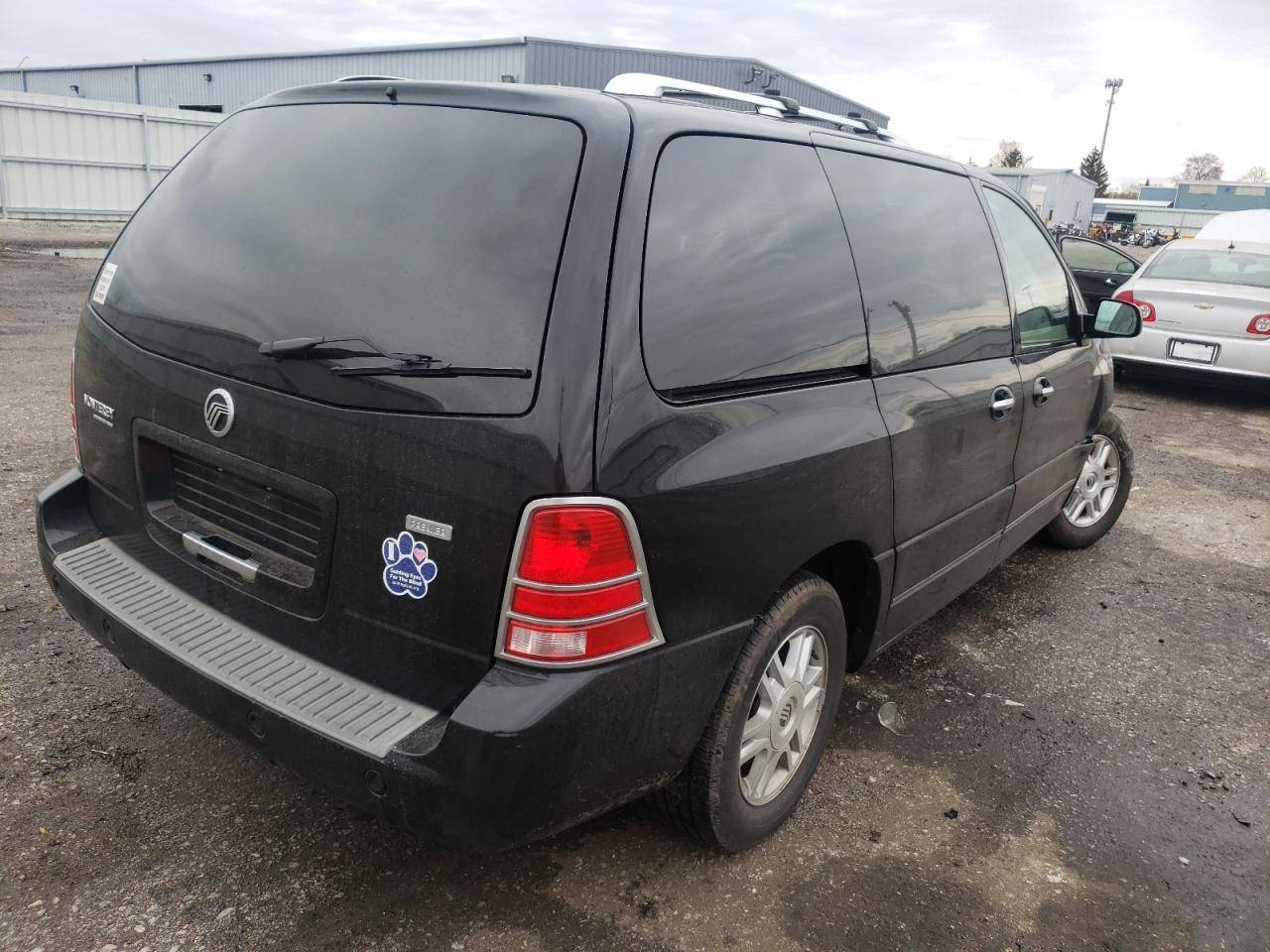Photo 4 from auction – 2004 MERCURY MONTEREY with VIN 2MRDA20284BJ14633
