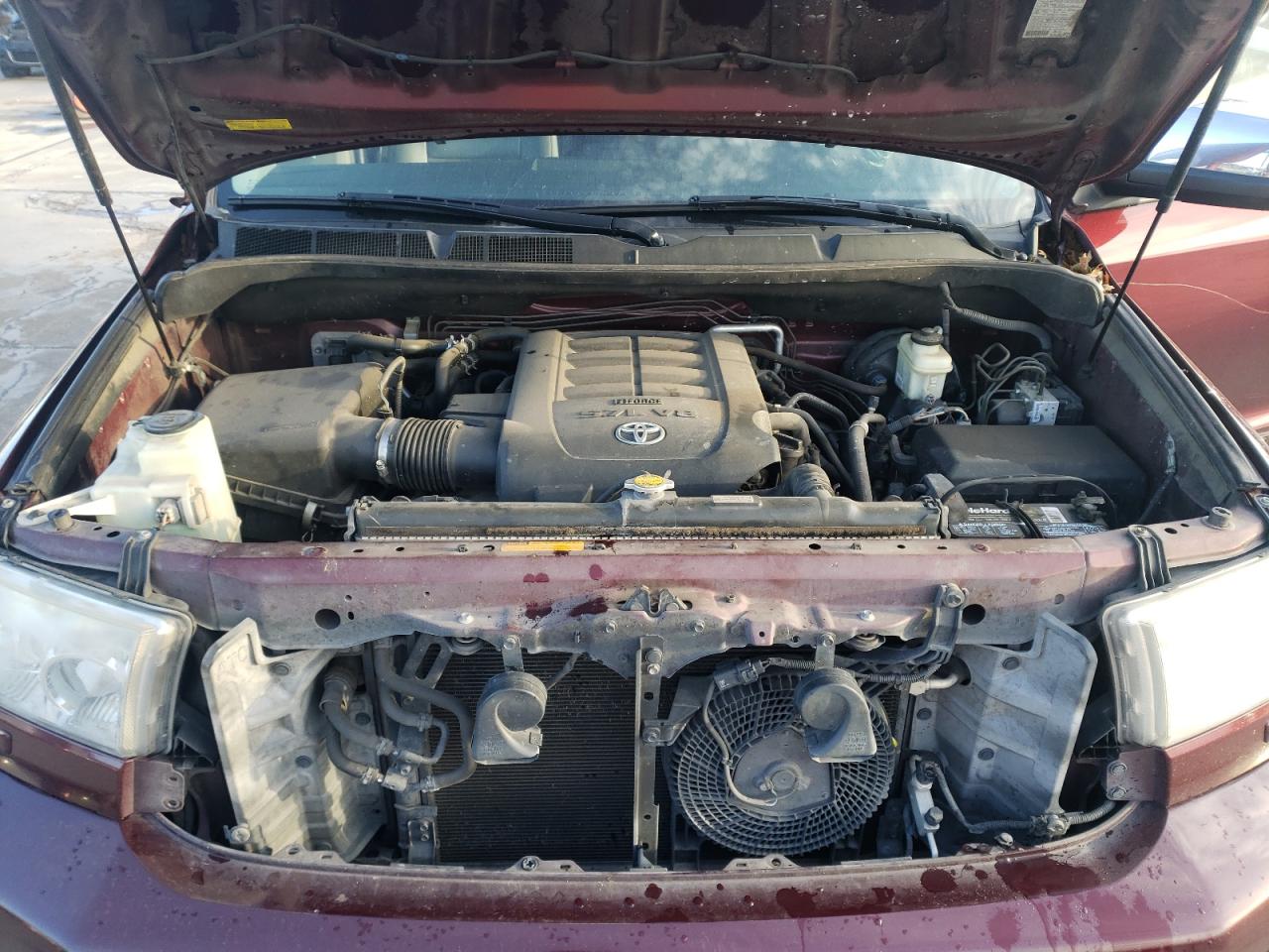 Photo 7 from auction – 2011 TOYOTA SEQUOIA with VIN 5TDDW5G18BS044002