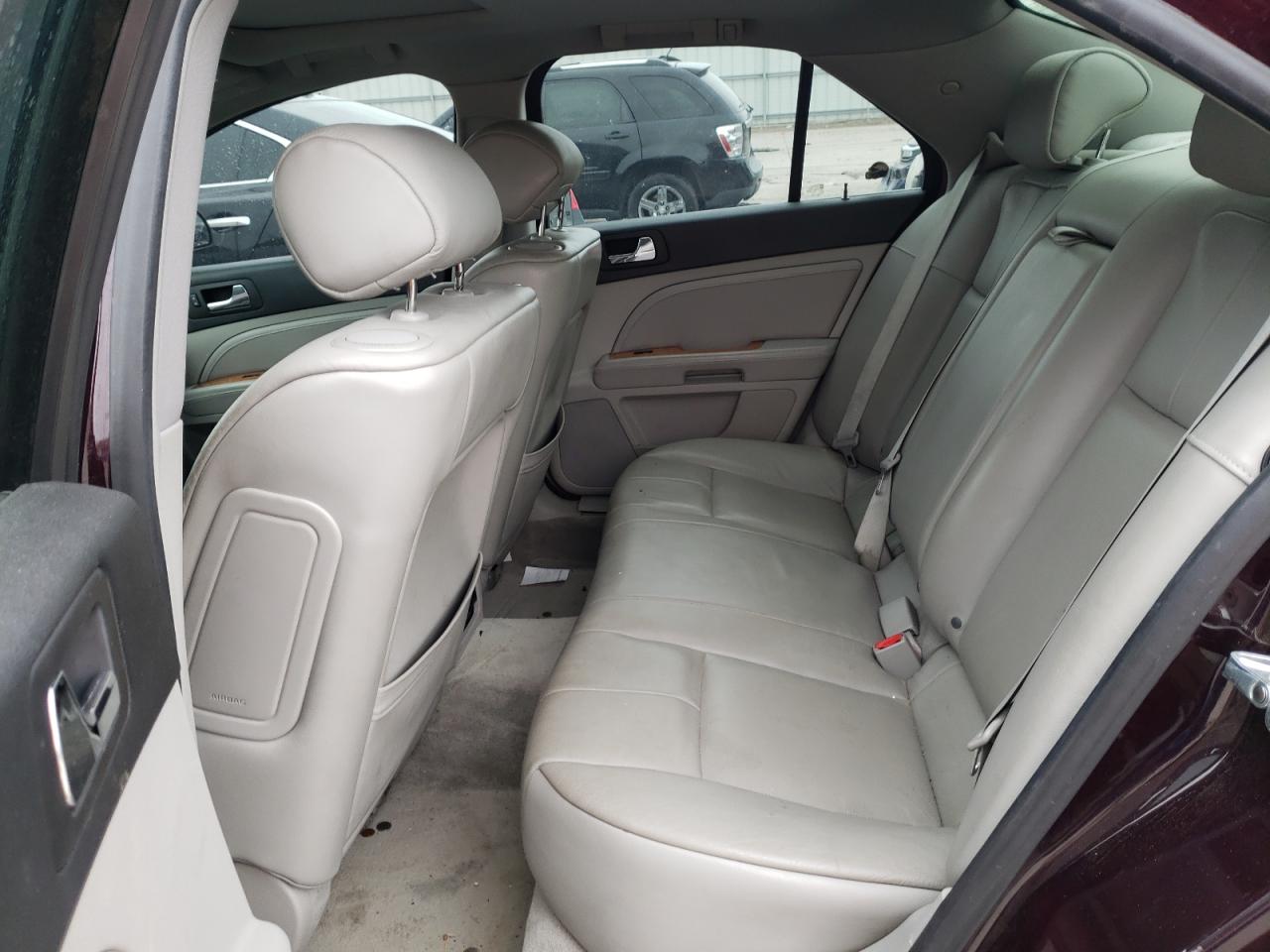 Photo 6 from auction – 2009 CADILLAC STS with VIN 1G6DZ67A090168150