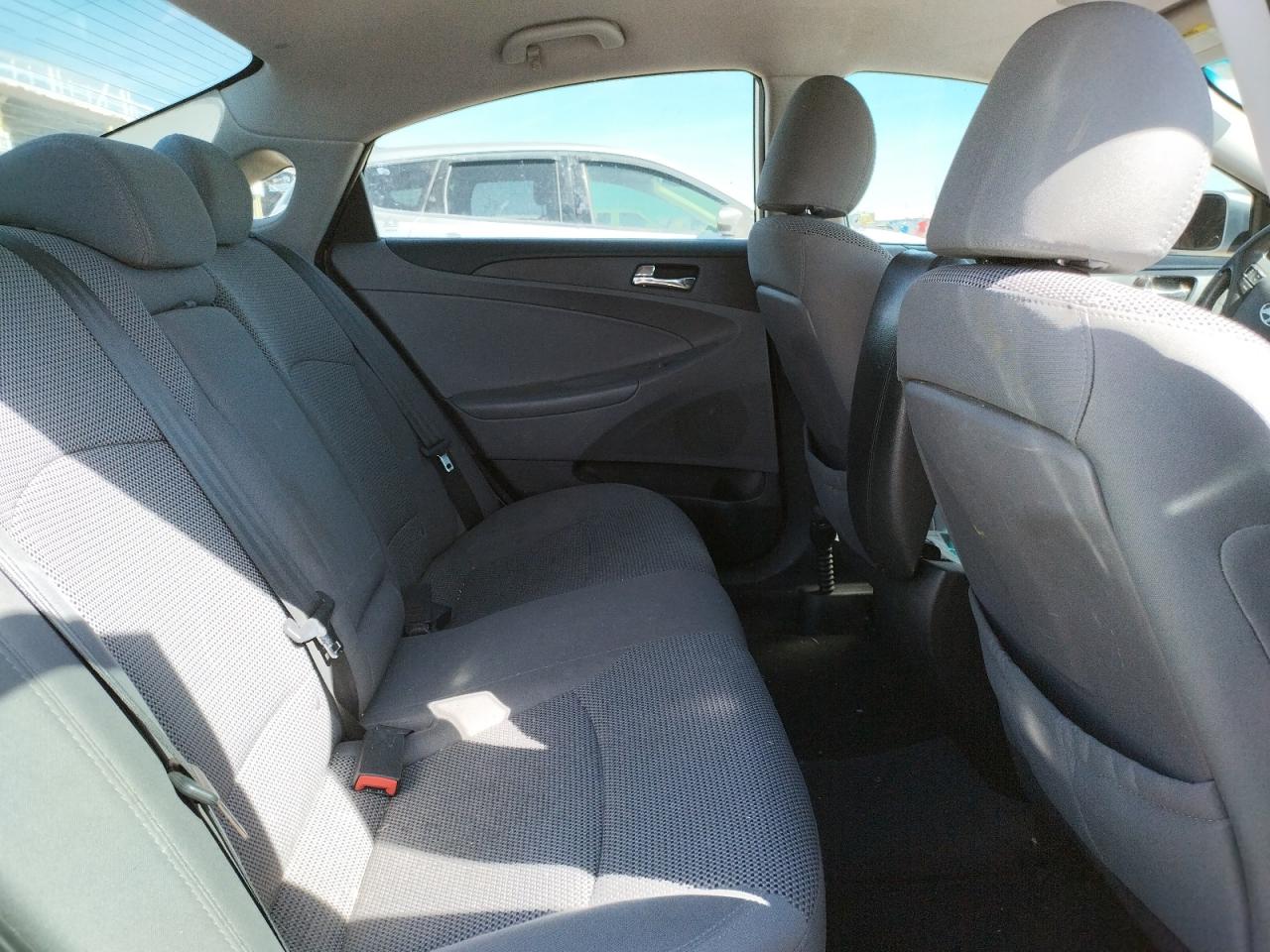 Photo 6 from auction – 2012 HYUNDAI SONATA GLS with VIN 5NPEB4AC5CH488076