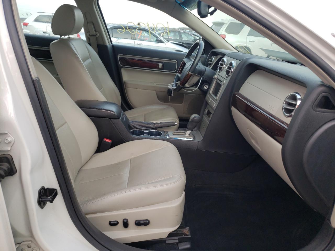 Photo 5 from auction – 2008 LINCOLN MKZ with VIN 3LNHM28T38R605994