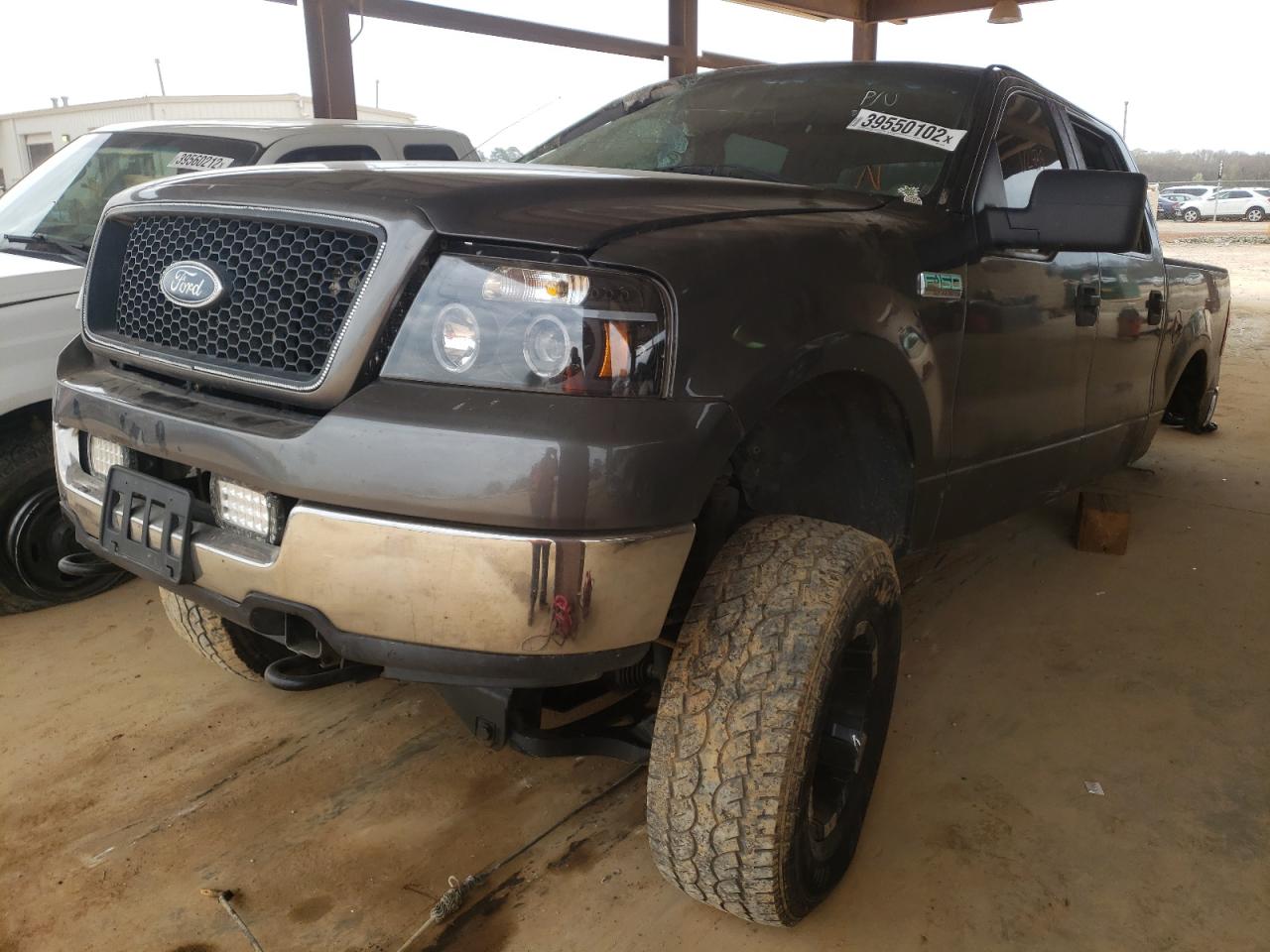 Photo 2 from auction – 2005 FORD F150 SUPER with VIN 1FTPW14505FA49454