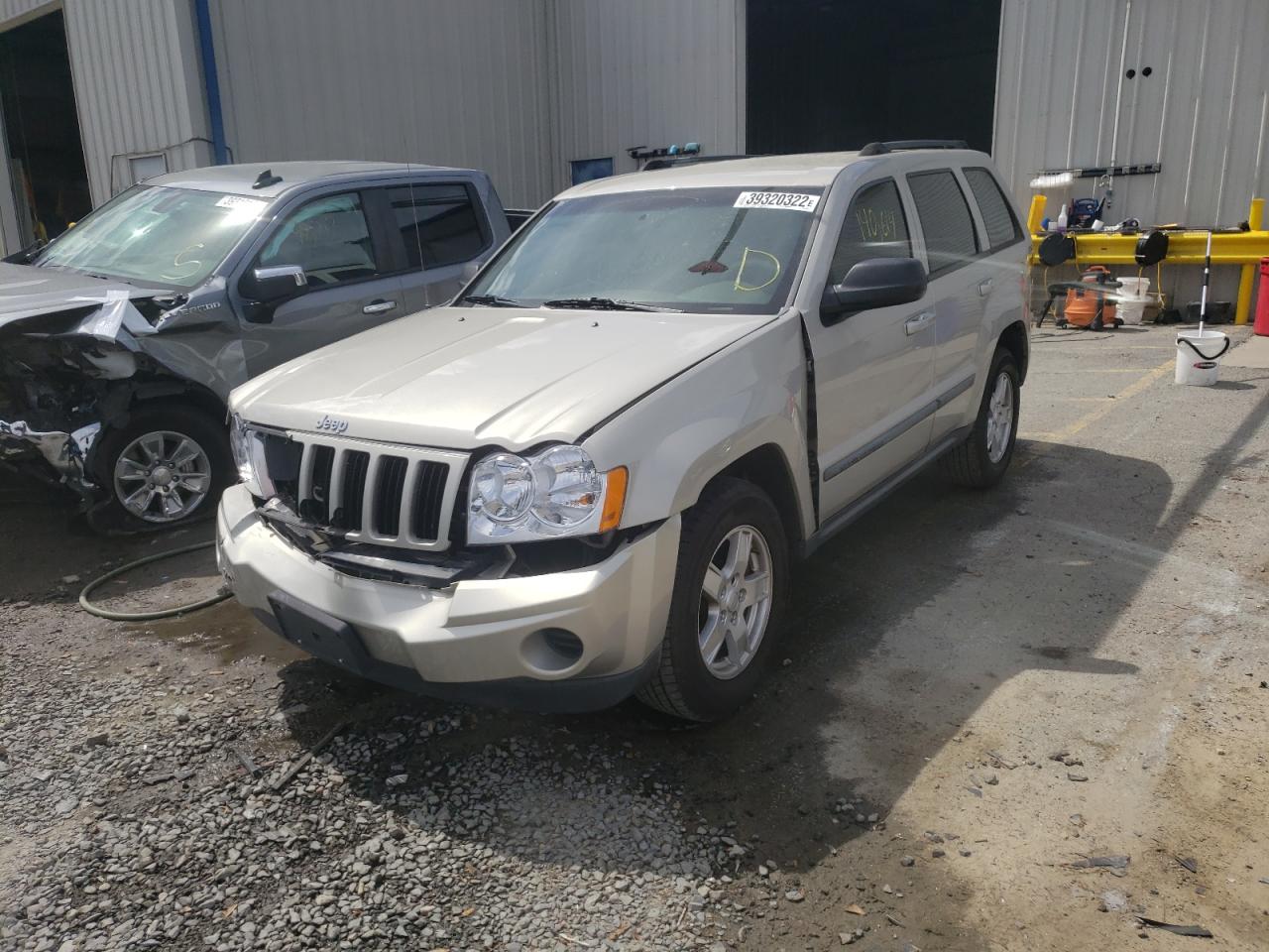 Photo 2 from auction – 2007 JEEP GRAND CHER with VIN 1J8GR48K17C566624
