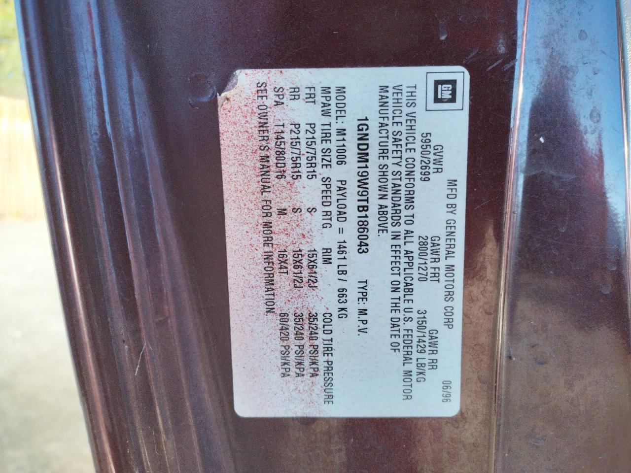 Photo 10 from auction – 1996 CHEVROLET ASTRO with VIN 1GNDM19W9TB186043