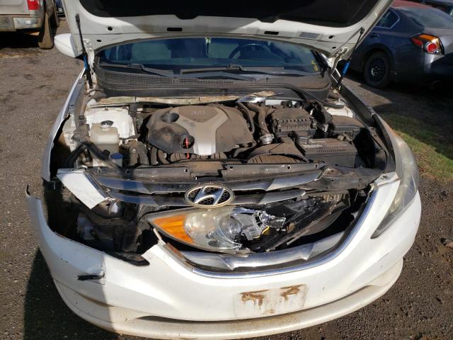 Photo 7 from auction – 2012 HYUNDAI SONATA SE with VIN 5NPEC4AB5CH390914