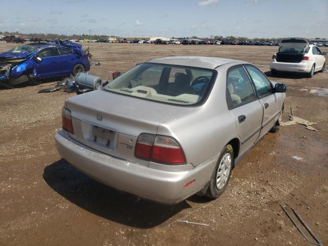Photo 4 from auction – 1997 HONDA ACCORD DX with VIN 1HGCD5624VA004577