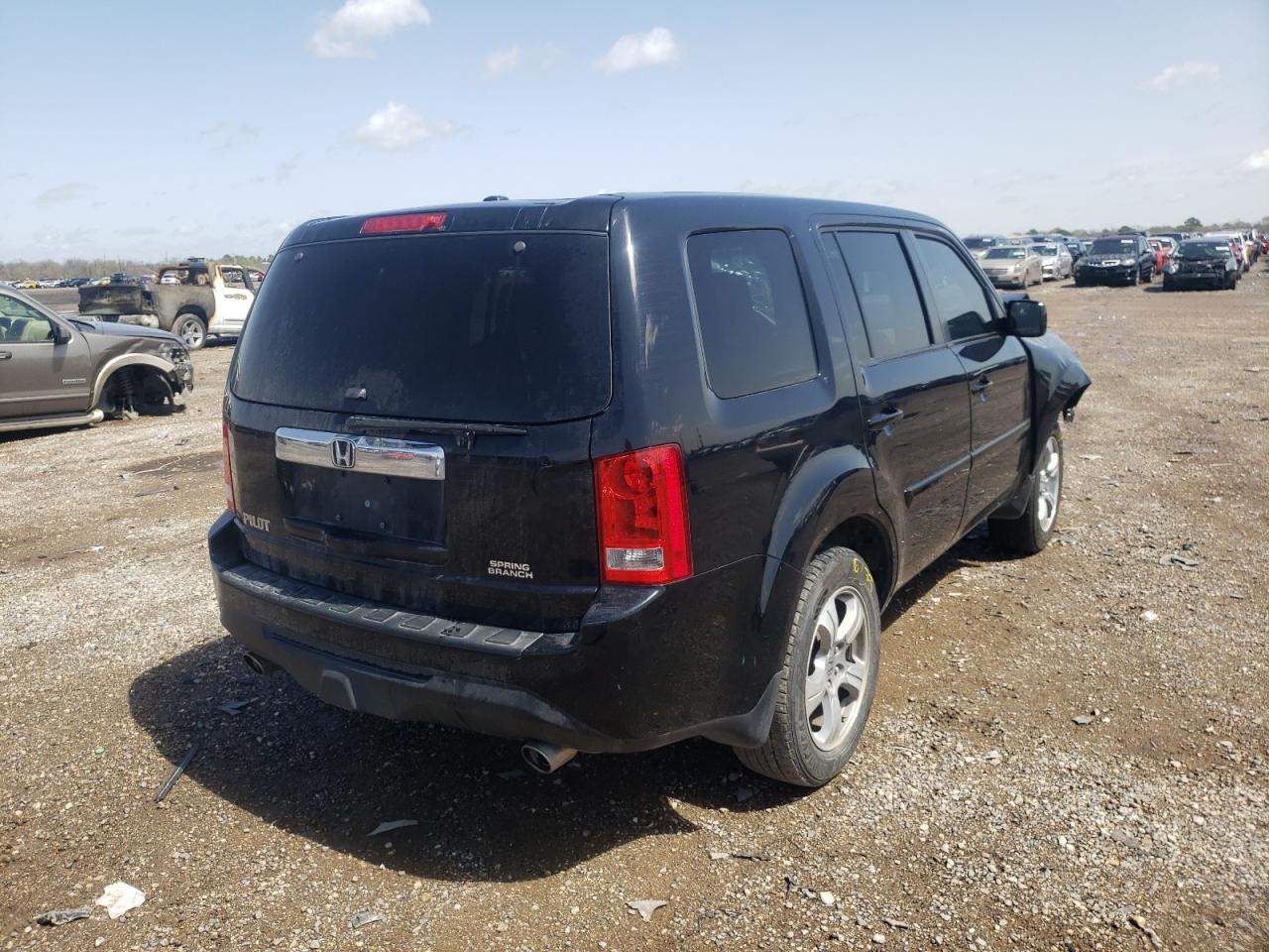 Photo 4 from auction – 2015 HONDA PILOT EXL with VIN 5FNYF3H56FB015972