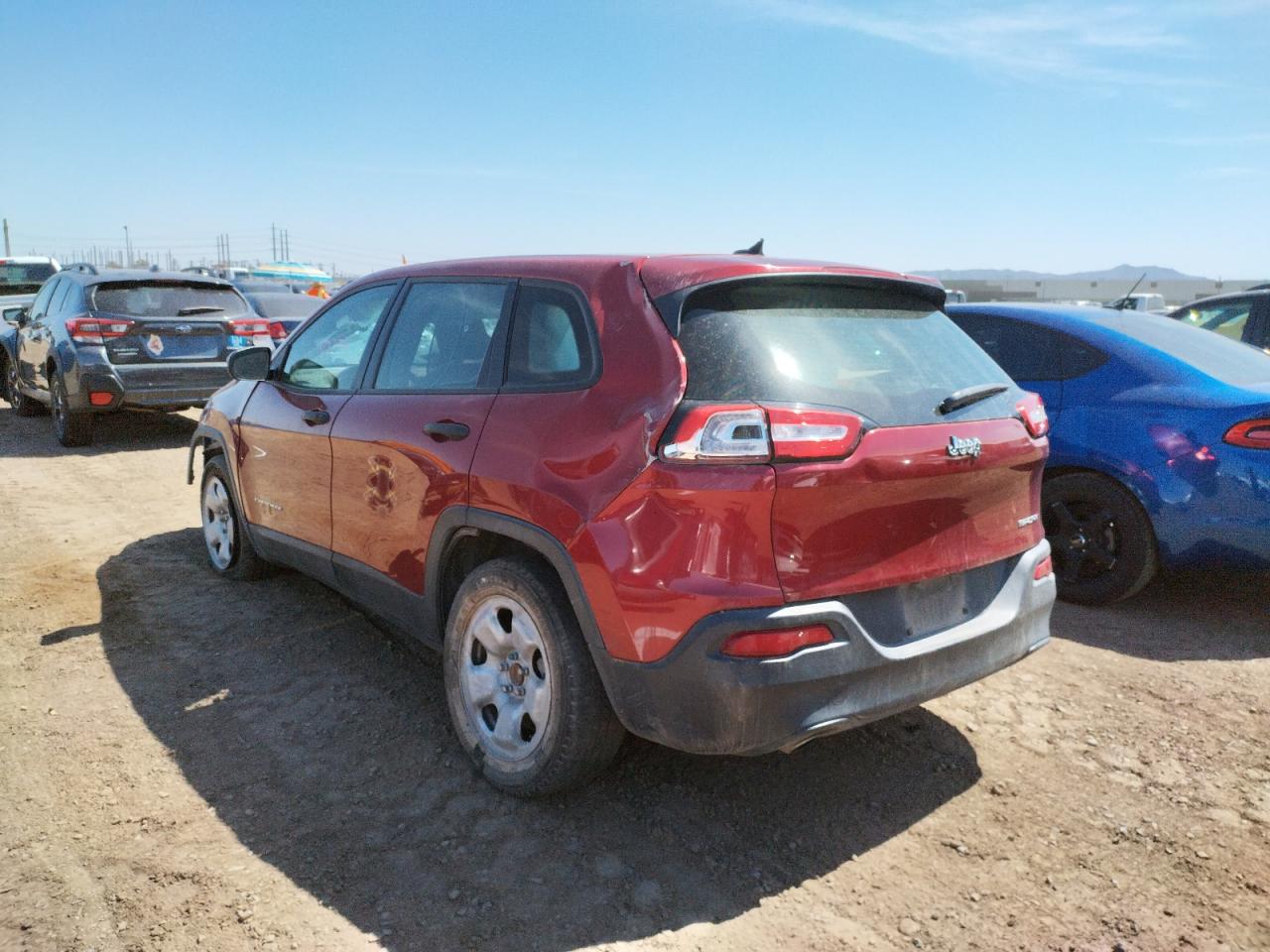 Photo 3 from auction – 2015 JEEP CHEROKEE S with VIN 1C4PJLAB7FW573156