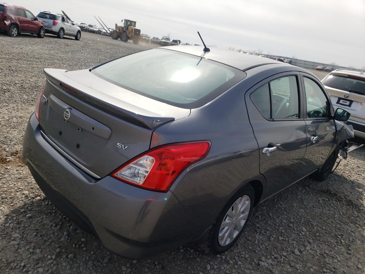 Photo 4 from auction – 2017 NISSAN VERSA S with VIN 3N1CN7AP3HL892216