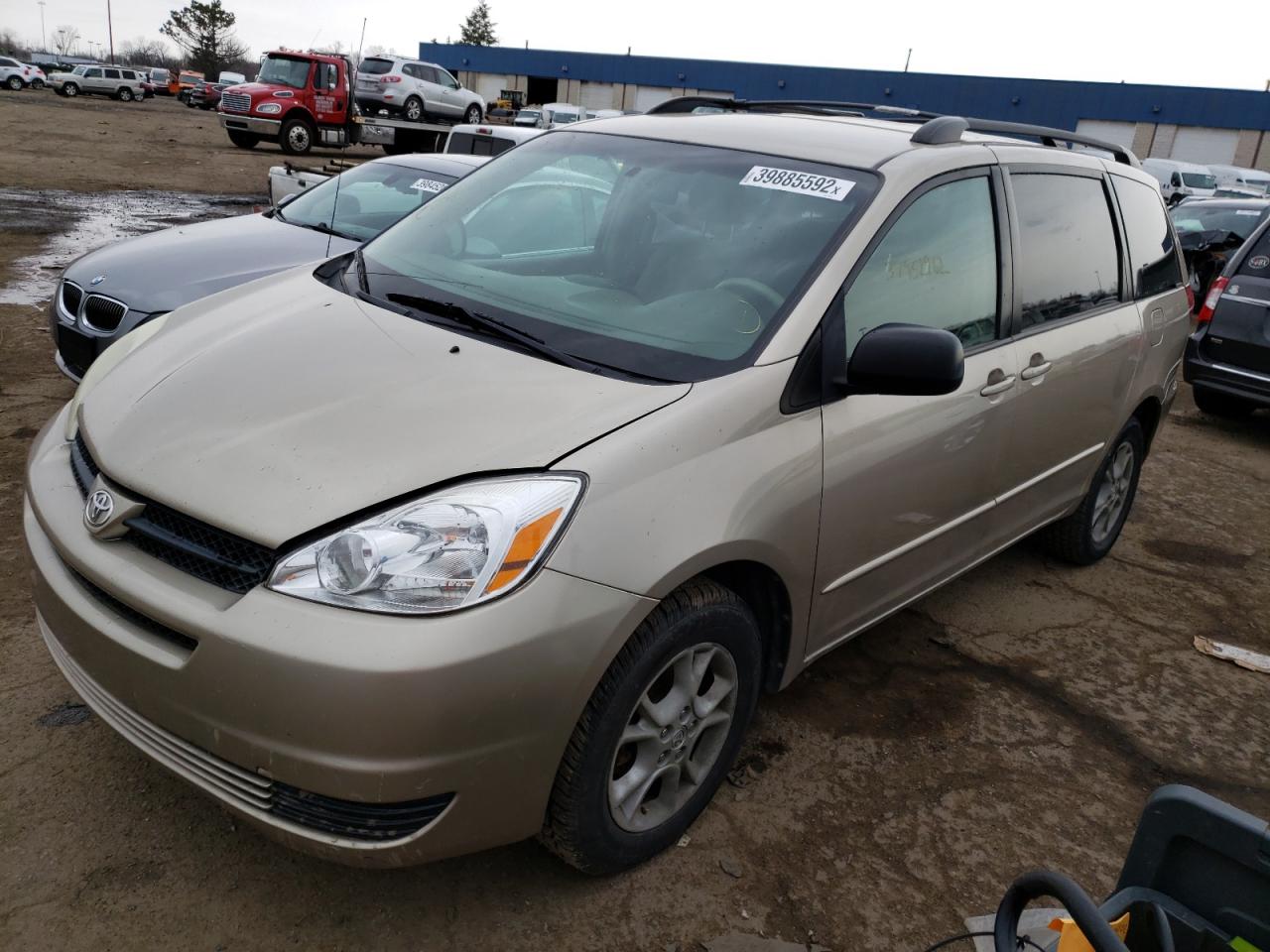 Photo 2 from auction – 2005 TOYOTA SIENNA LE with VIN 5TDBA23C65S043382