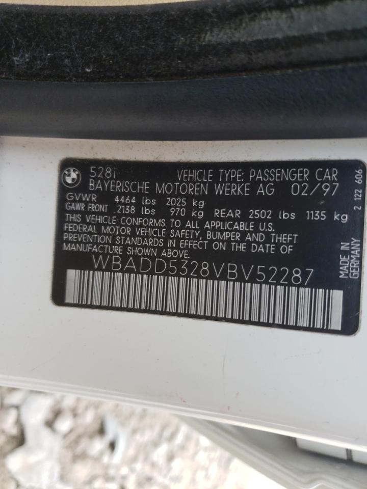Photo 10 from auction – 1997 BMW 528 I with VIN WBADD5328VBV52287