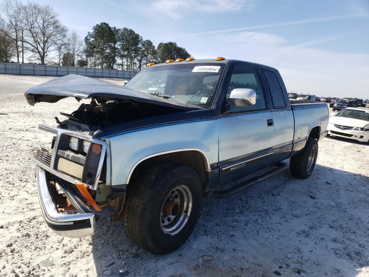 Photo 2 from auction – 1989 GMC SIERRA C25 with VIN 2GTFC29K5K1567541