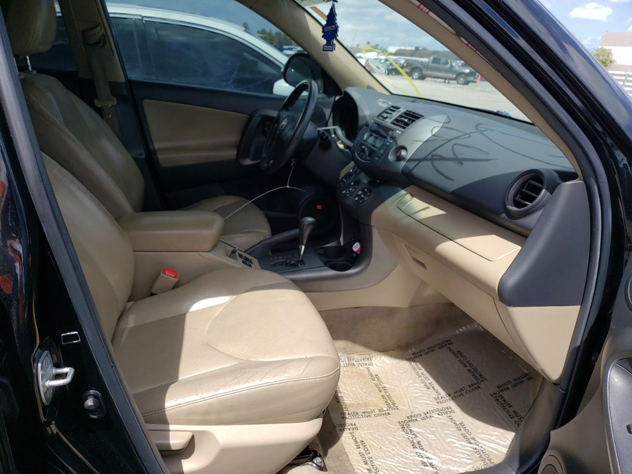 Photo 5 from auction – 2011 TOYOTA RAV4 AUTOM with VIN 2T3YF4DV2BW066272