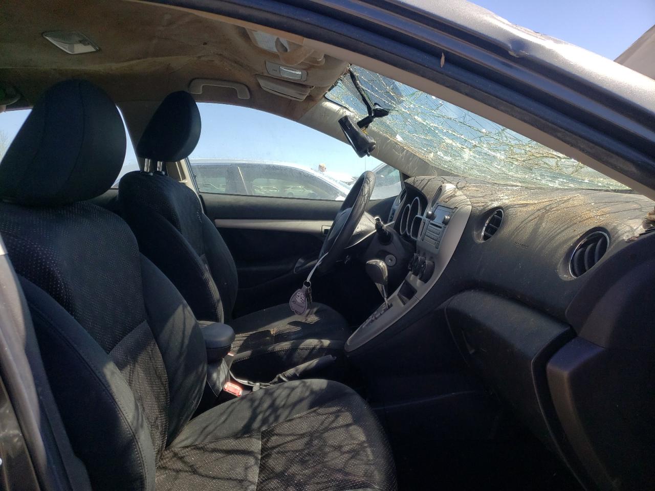 Photo 5 from auction – 2010 PONTIAC VIBE with VIN 5Y2SP6E08AZ413989
