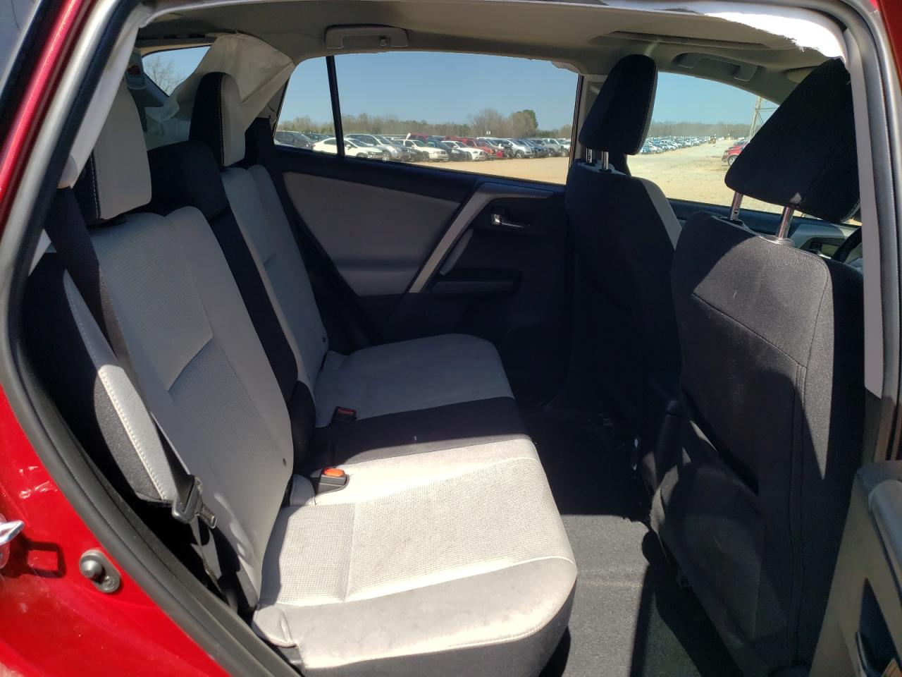 Photo 6 from auction – 2018 TOYOTA RAV4 ADVEN with VIN 2T3WFREV8JW449795