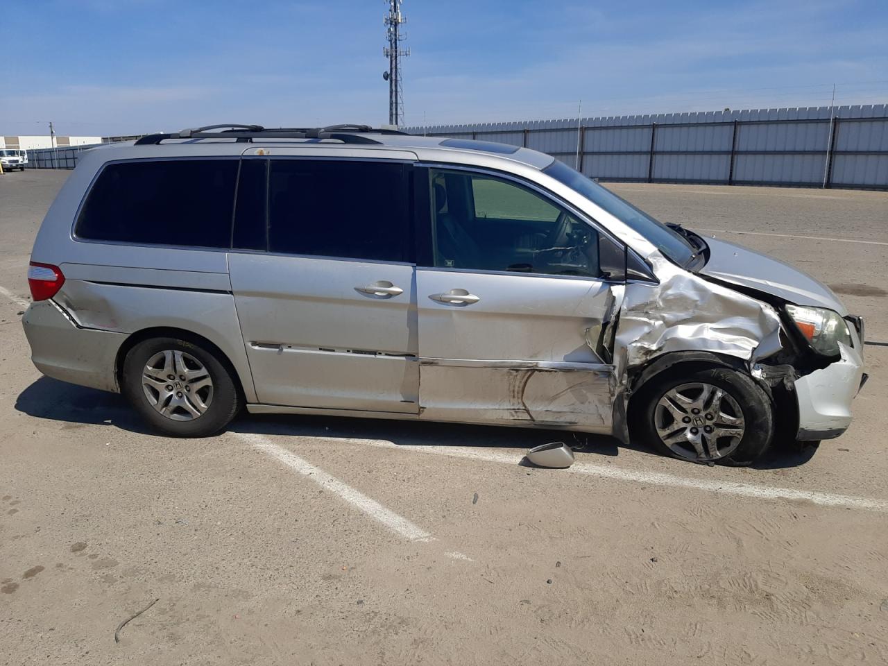 Photo 9 from auction – 2005 HONDA ODYSSEY EX with VIN 5FNRL38765B115860