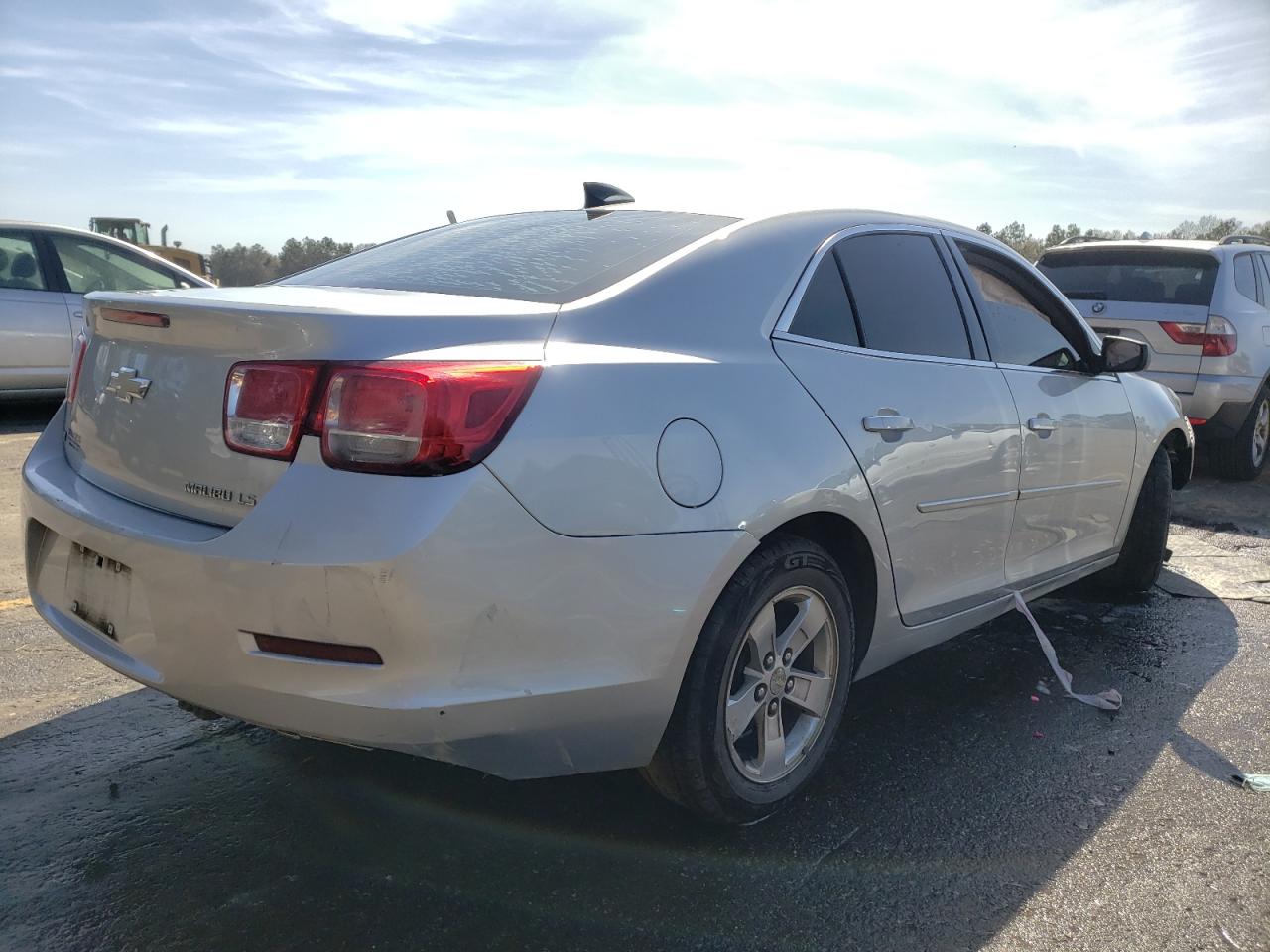 Photo 4 from auction – 2015 CHEVROLET MALIBU LS with VIN 1G11B5SLXFF197146
