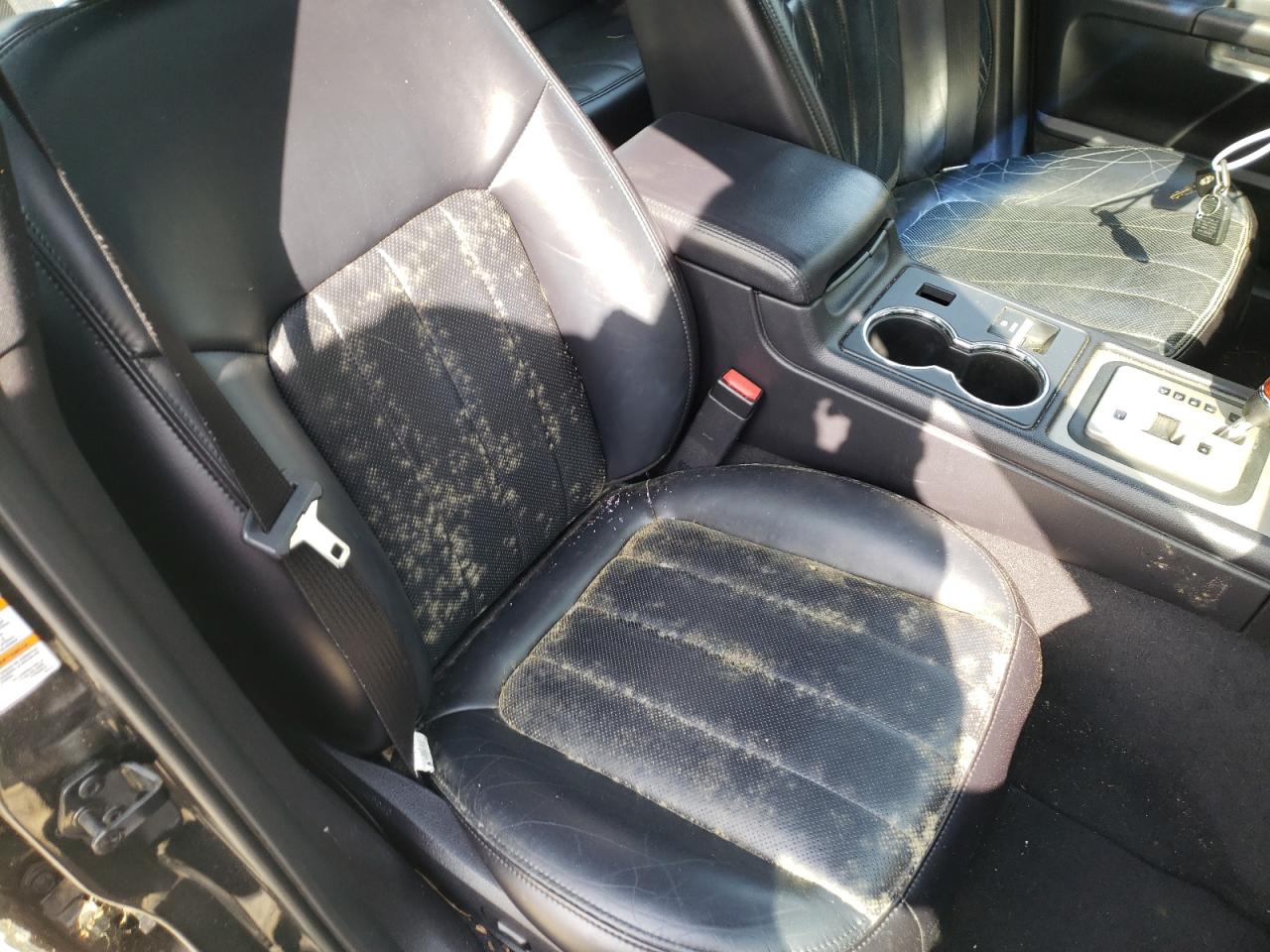 Photo 9 from auction – 2003 LINCOLN LS with VIN 1LNHM87A23Y654973