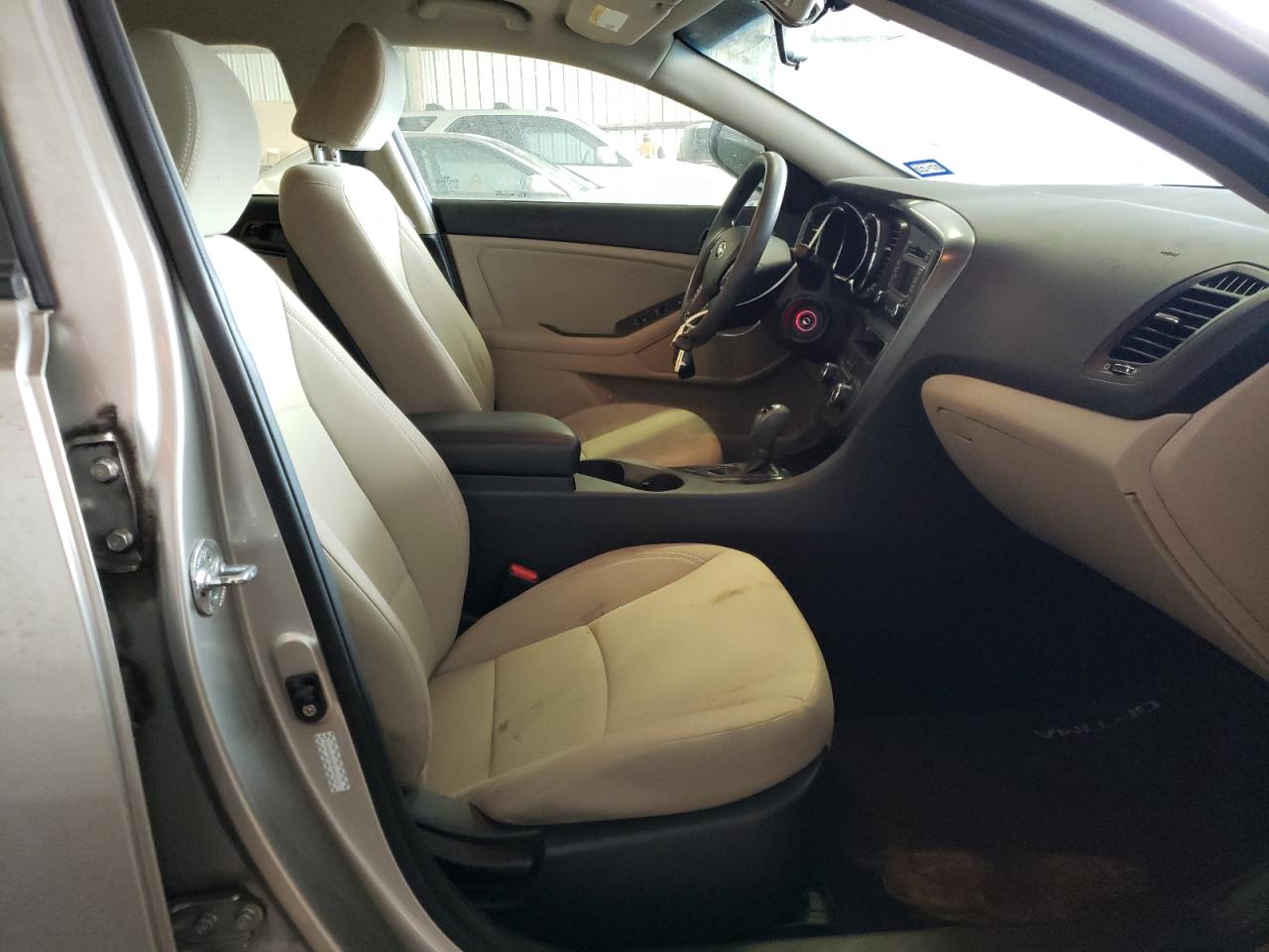 Photo 5 from auction – 2013 KIA OPTIMA LX with VIN KNAGM4A70D5413726
