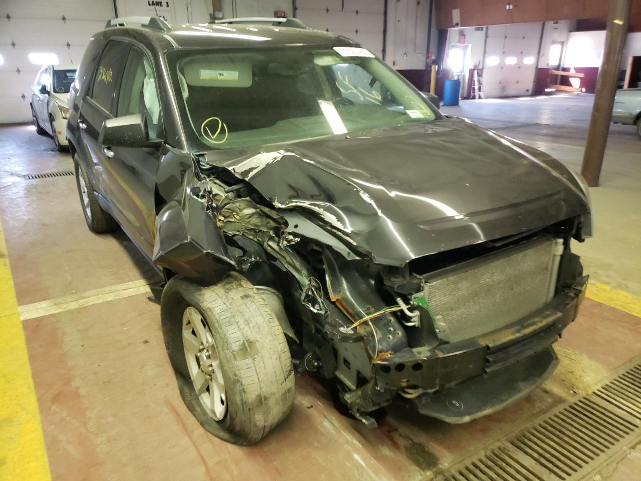 GMC ACADIA SLE 2016 with VIN 1GKKVPKD1GJ332900 - Photo from auction