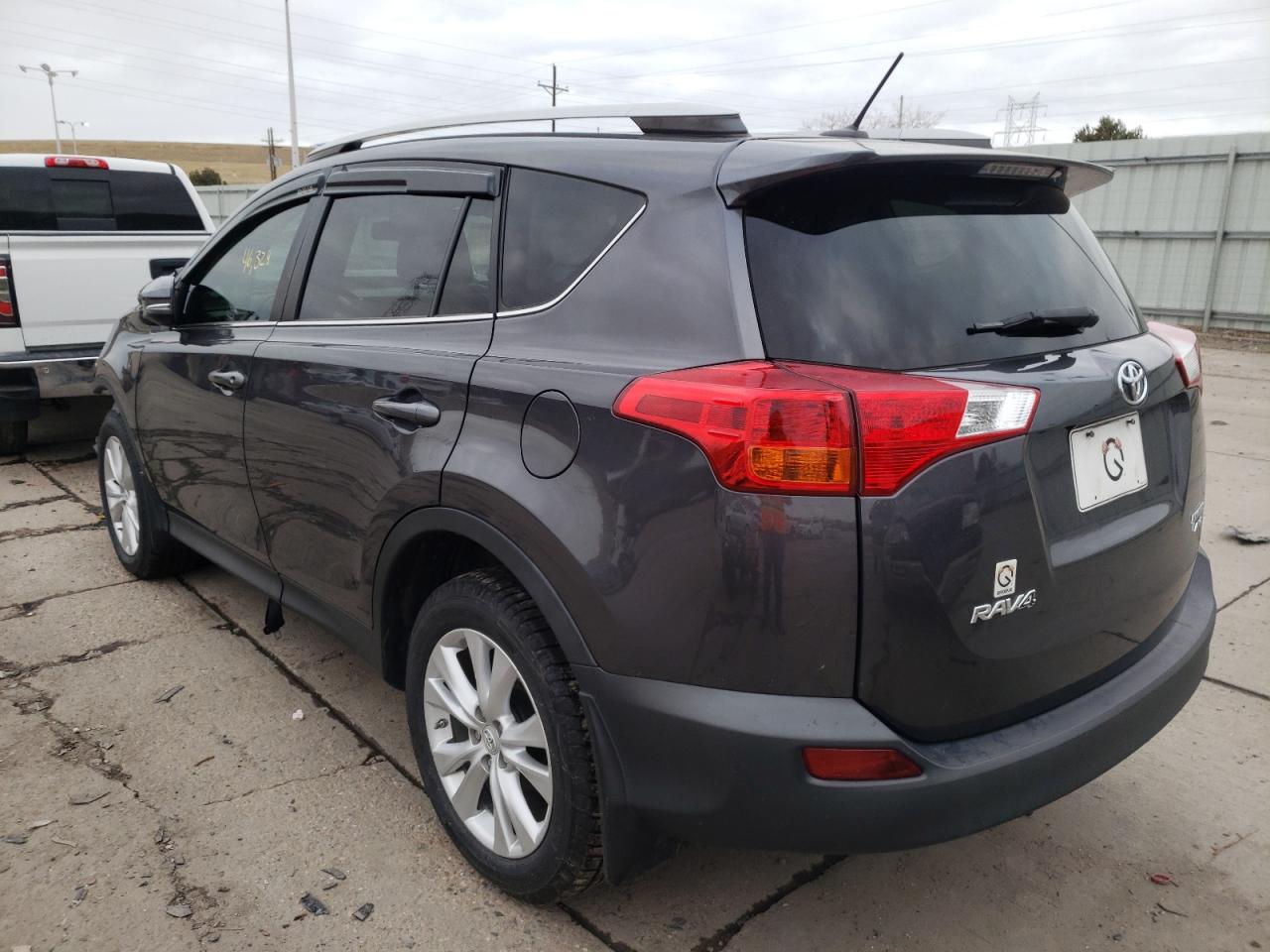 Photo 3 from auction – 2015 TOYOTA RAV4 LIMIT with VIN 2T3DFREV7FW317268