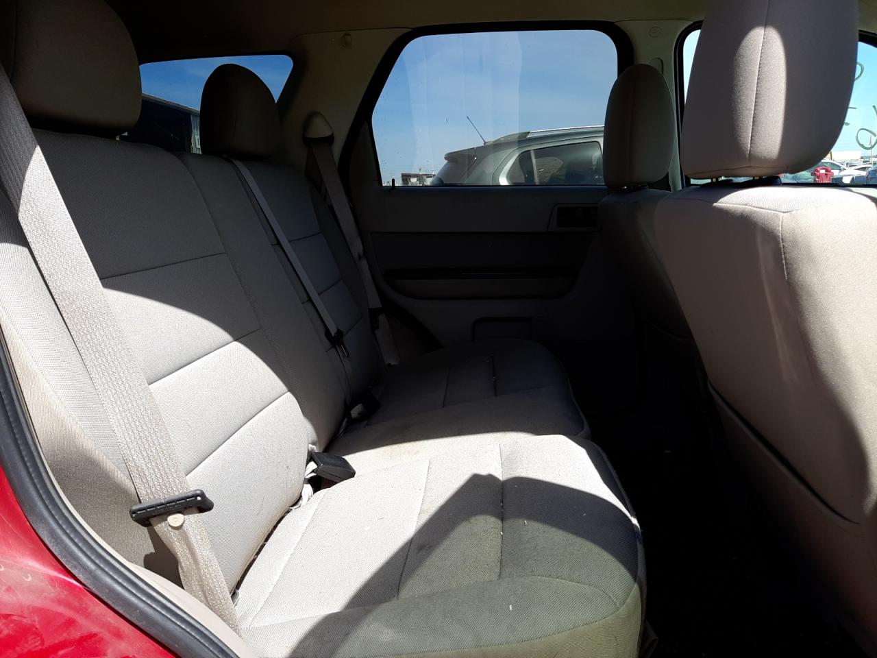 Photo 6 from auction – 2011 FORD ESCAPE XLT with VIN 1FMCU9D75BKB75389