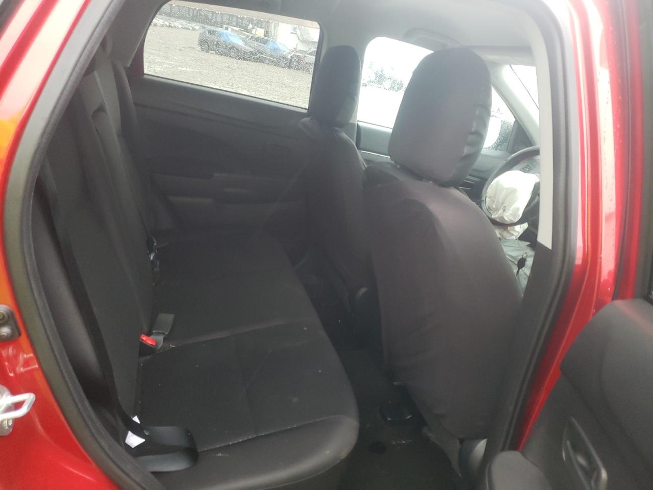Photo 6 from auction – 2015 MITSUBISHI OUTLANDER with VIN 4A4AP3AUXFE036852