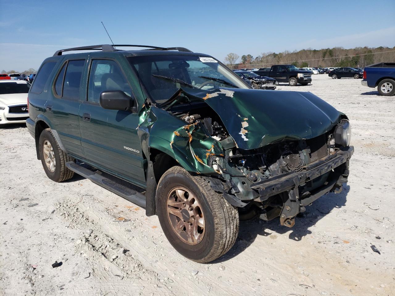 ISUZU RODEO S 2002 with VIN 4S2CK58W724300079 - Photo from auction