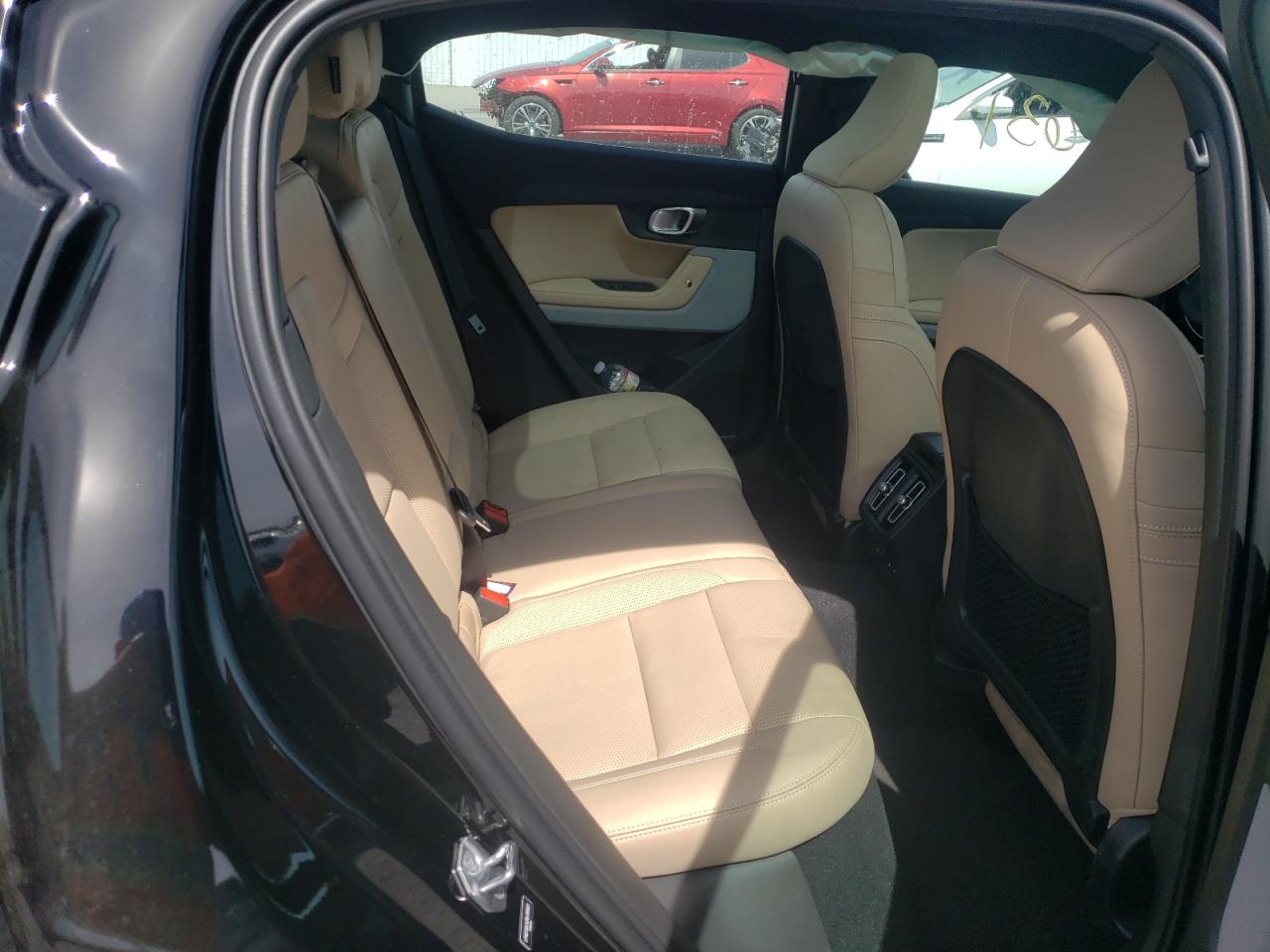 Photo 6 from auction – 2022 POLESTAR 2 with VIN LPSED3KA2NL059163