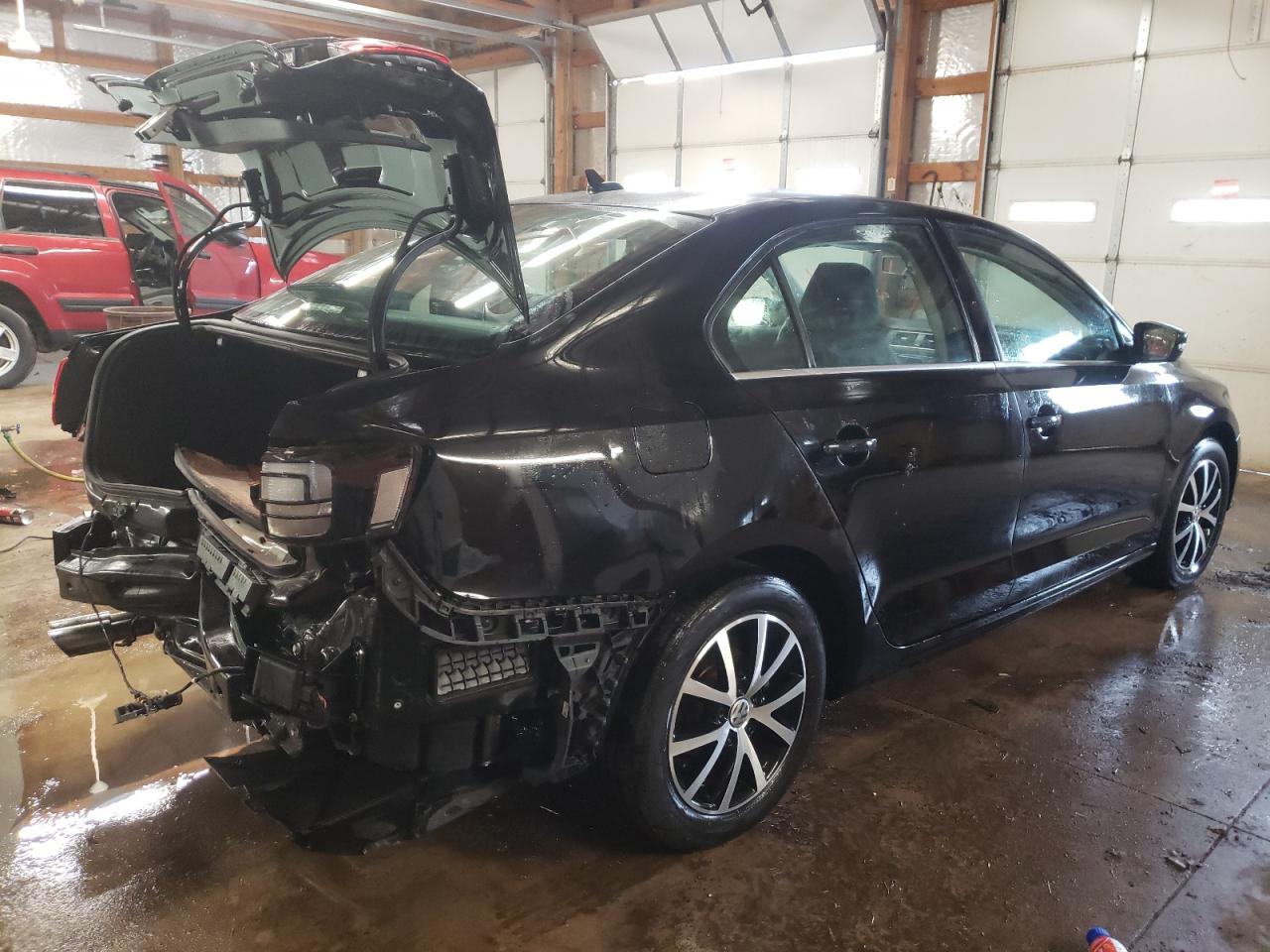 Photo 4 from auction – 2017 VOLKSWAGEN JETTA SE with VIN 3VWDB7AJ1HM399552