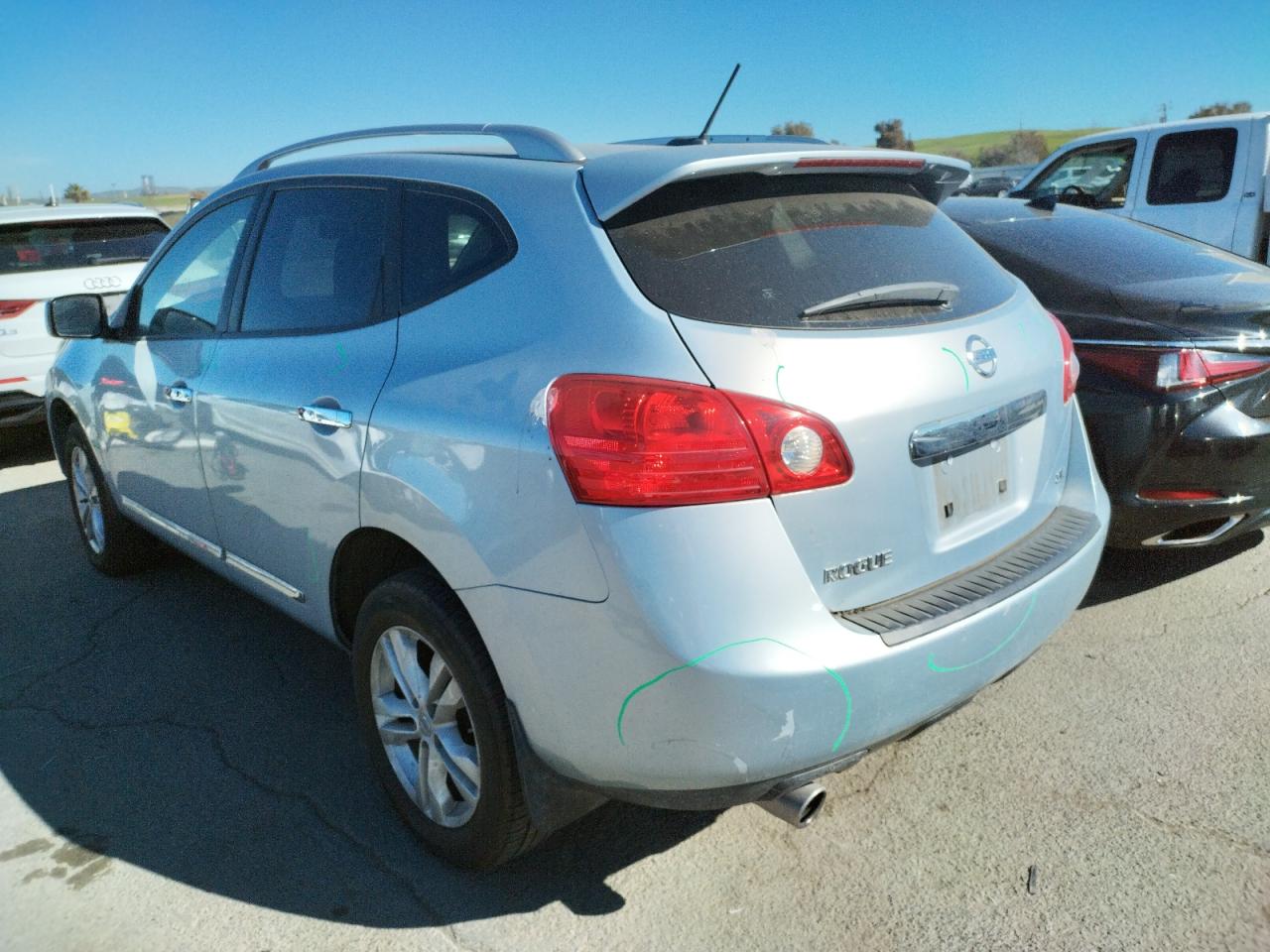 Photo 3 from auction – 2012 NISSAN ROGUE S with VIN JN8AS5MTXCW280919