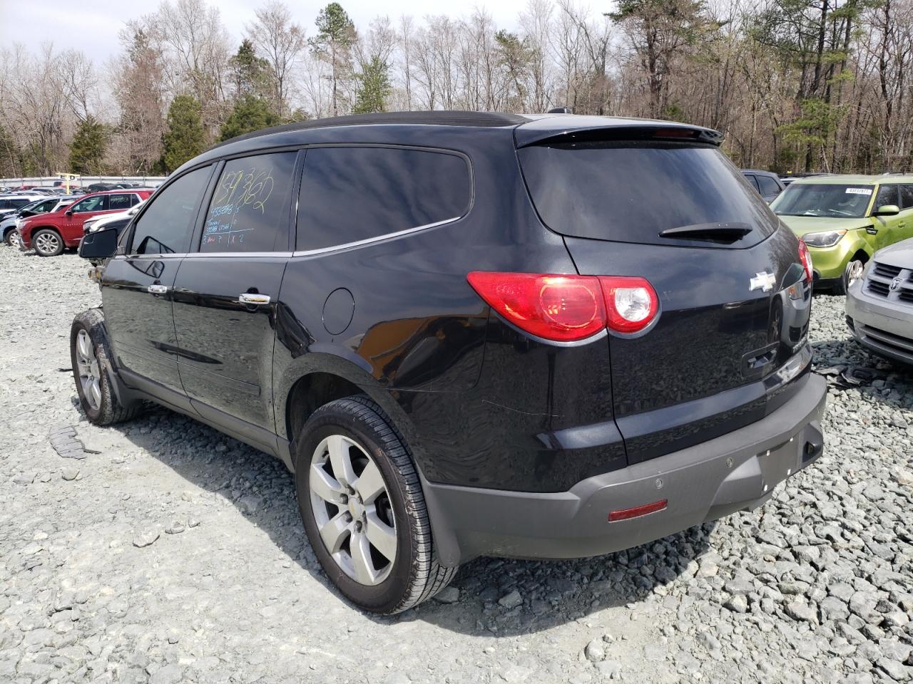 Photo 3 from auction – 2011 CHEVROLET TRAVERSE L with VIN 1GNKRGED6BJ264797
