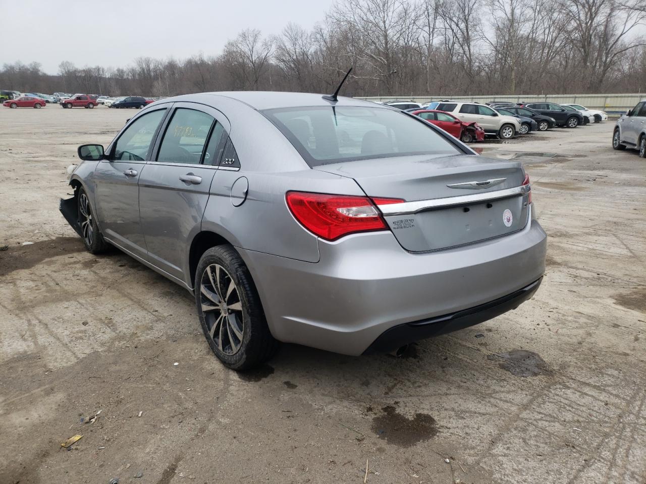 Photo 3 from auction – 2013 CHRYSLER 200 TOURIN with VIN 1C3CCBBG6DN754740