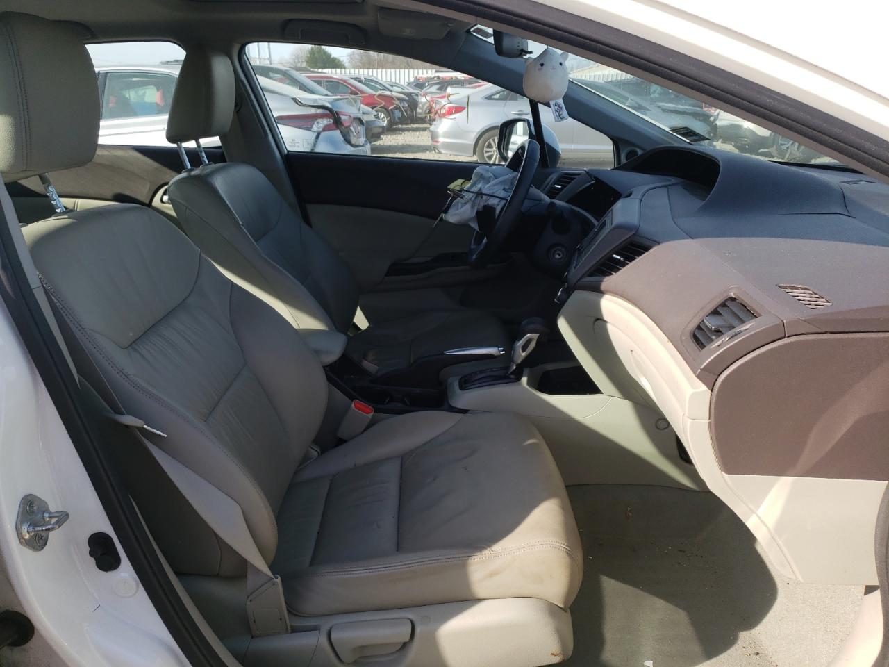 Photo 5 from auction – 2012 HONDA CIVIC with VIN 2HGFB2F91CH542389