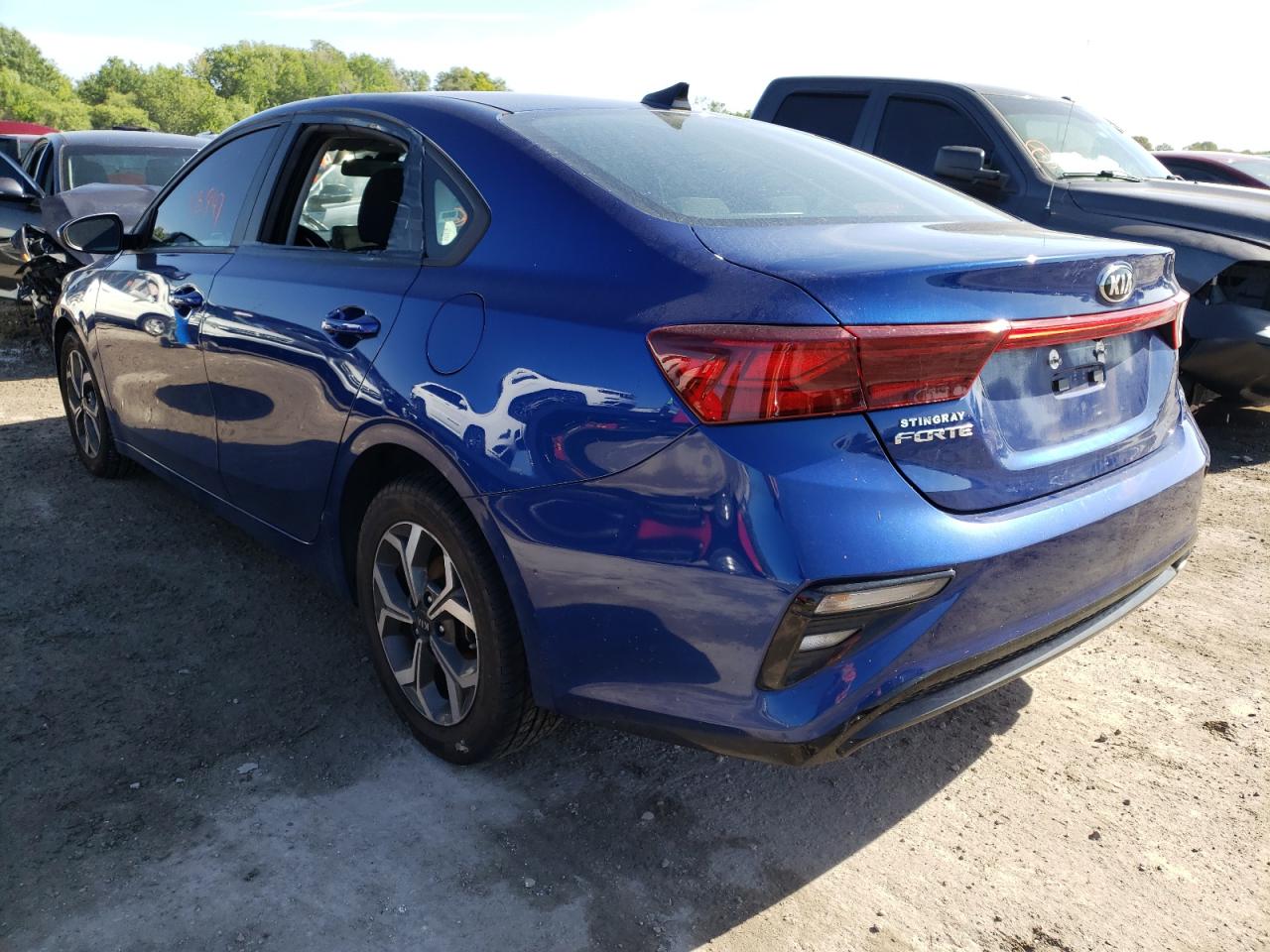 Photo 3 from auction – 2019 KIA FORTE FE with VIN 3KPF24AD6KE038226