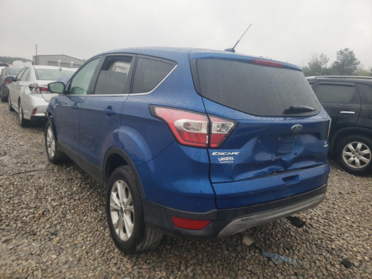 Photo 3 from auction – 2017 FORD ESCAPE SE with VIN 1FMCU0GD6HUE43294