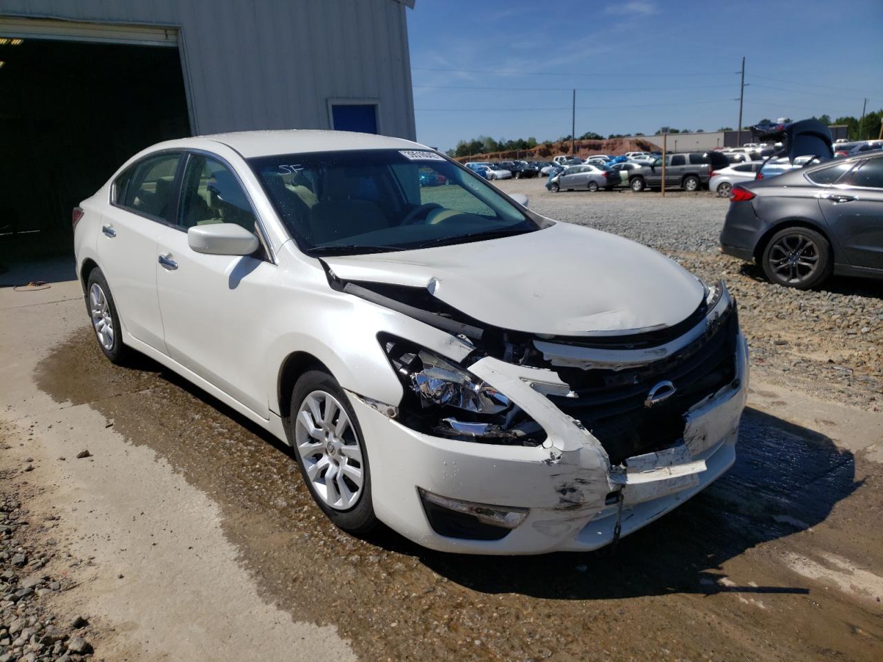 NISSAN ALTIMA 2.5 2015 with VIN 1N4AL3AP2FC178692 - Photo from auction