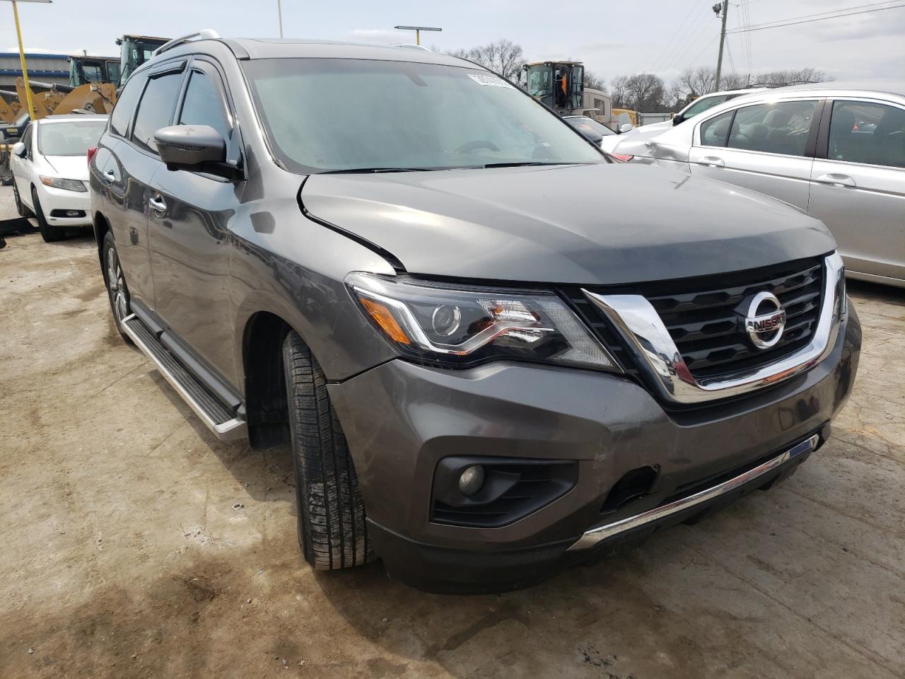 Photo 1 from auction – 2017 NISSAN PATHFINDER with VIN 5N1DR2MM8HC600061