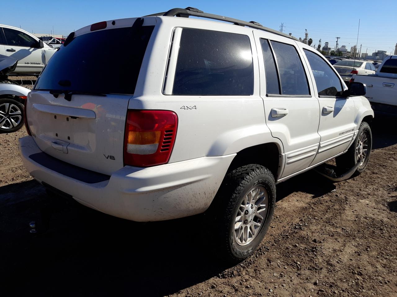 Photo 4 from auction – 2000 JEEP GRAND CHER with VIN 1J4GW58N2YC295567