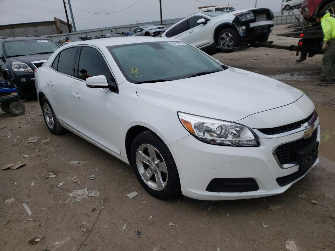 CHEVROLET MALIBU 1LT 2015 with VIN 1G11C5SL2FF123927 - Photo from auction