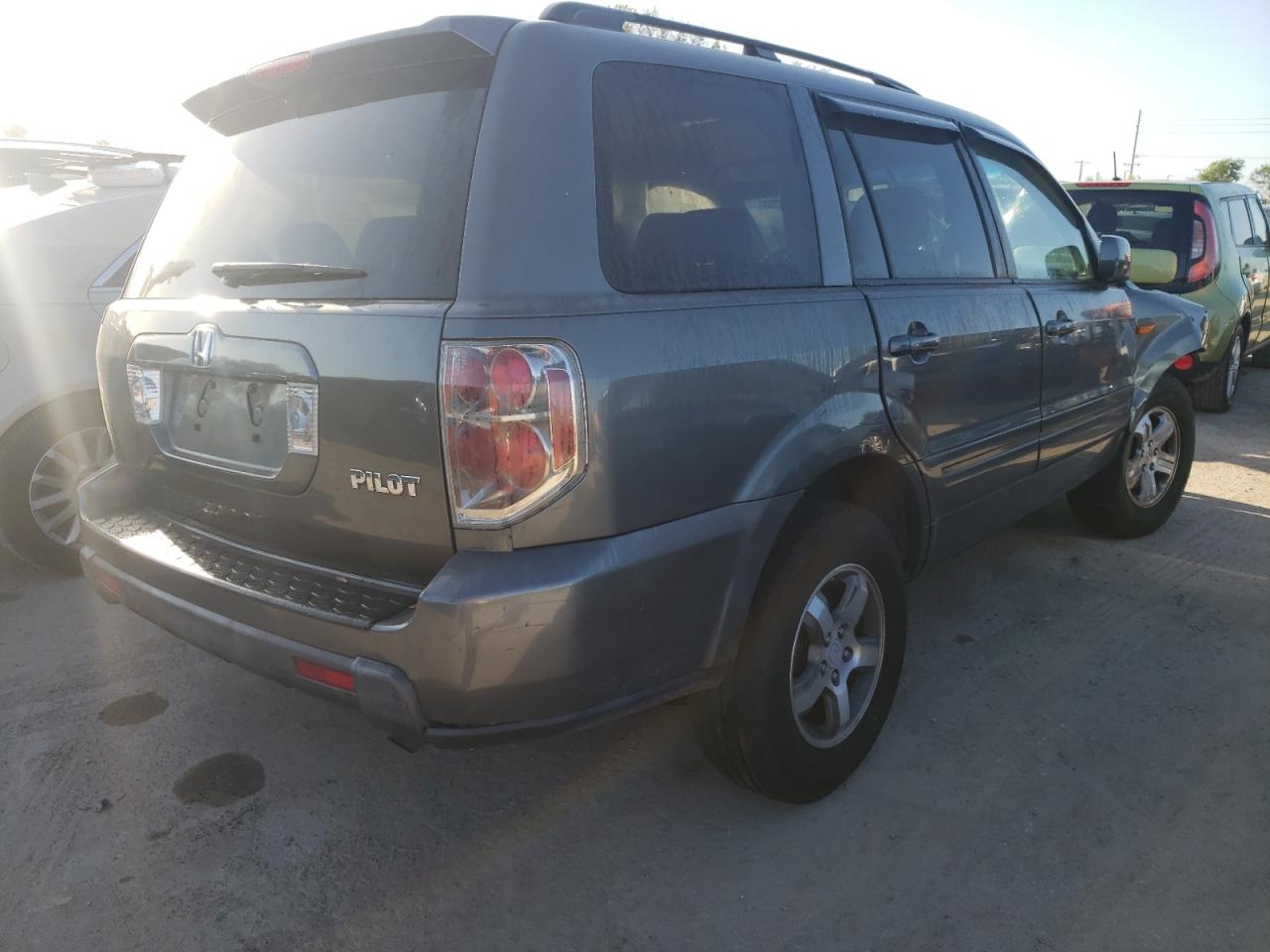Photo 4 from auction – 2008 HONDA PILOT VP with VIN 5FNYF28218B013985