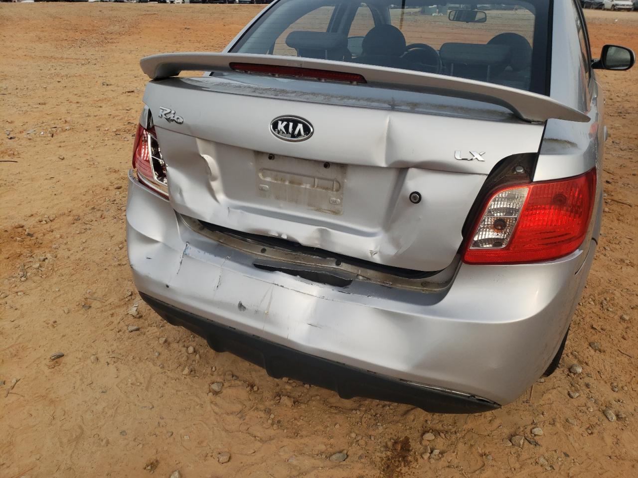 Photo 9 from auction – 2010 KIA RIO LX with VIN KNADH4A33A6687738