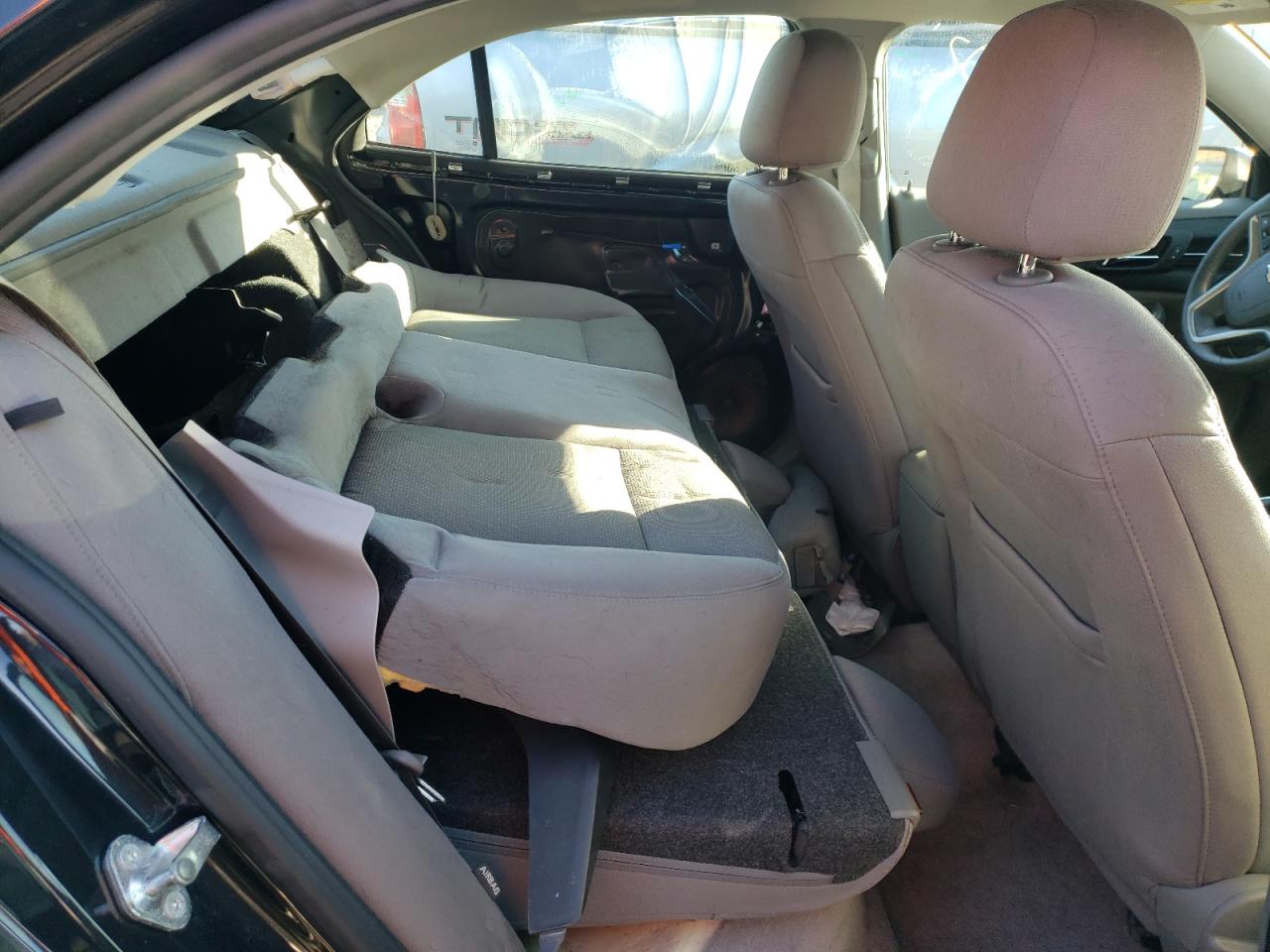 Photo 6 from auction – 2015 CHEVROLET MALIBU LS with VIN 1G11B5SL8FF186761