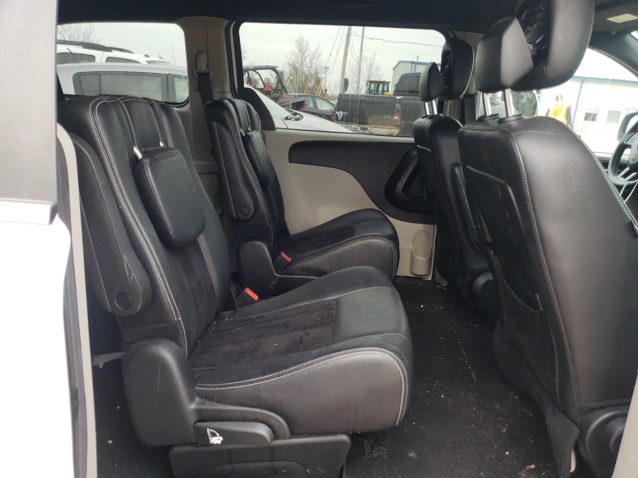 Photo 6 from auction – 2018 DODGE GRAND CARA with VIN 2C4RDGCG2JR215982