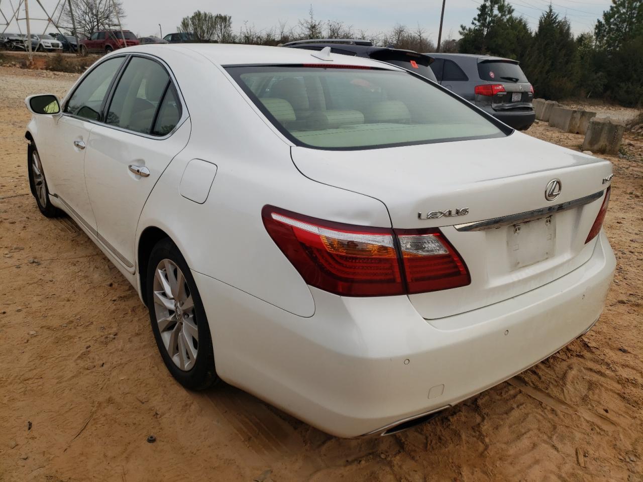 Photo 3 from auction – 2010 LEXUS LS 460 with VIN JTHBL5EF8A5098773